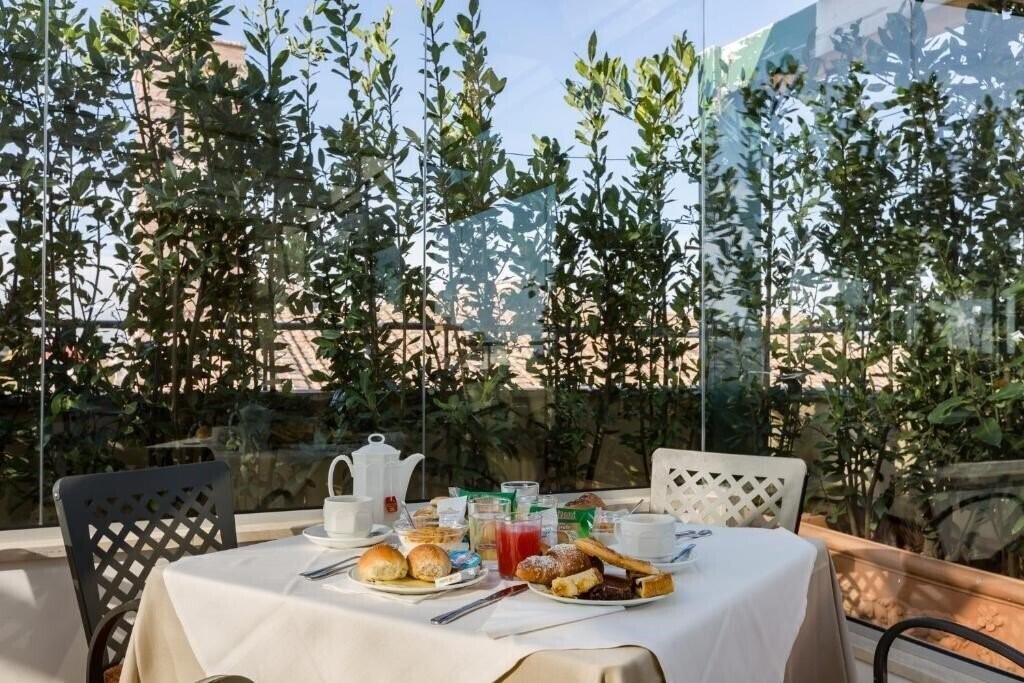 Картинка Domus Sessoriana 3*