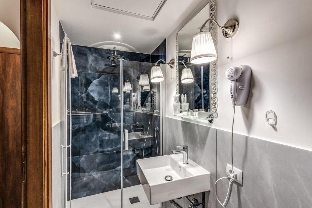 Картинка Santa Prassede 2*