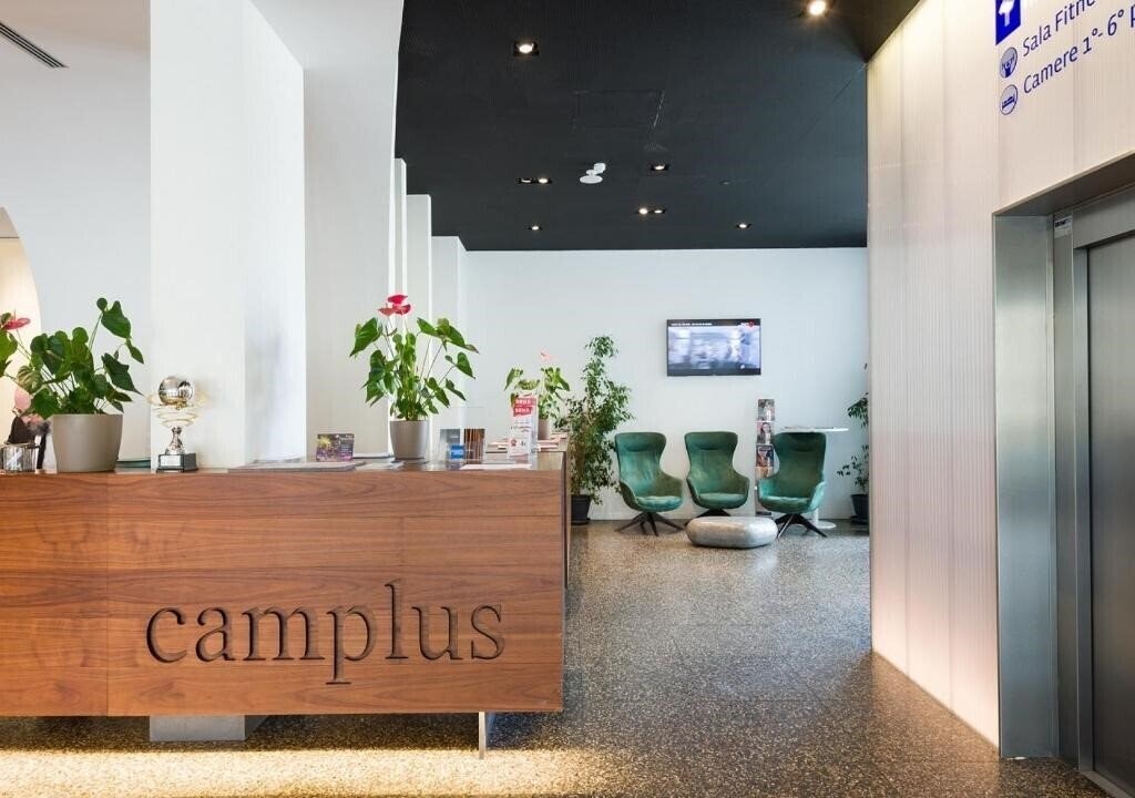Отель Camplus Guest Roma 4*
