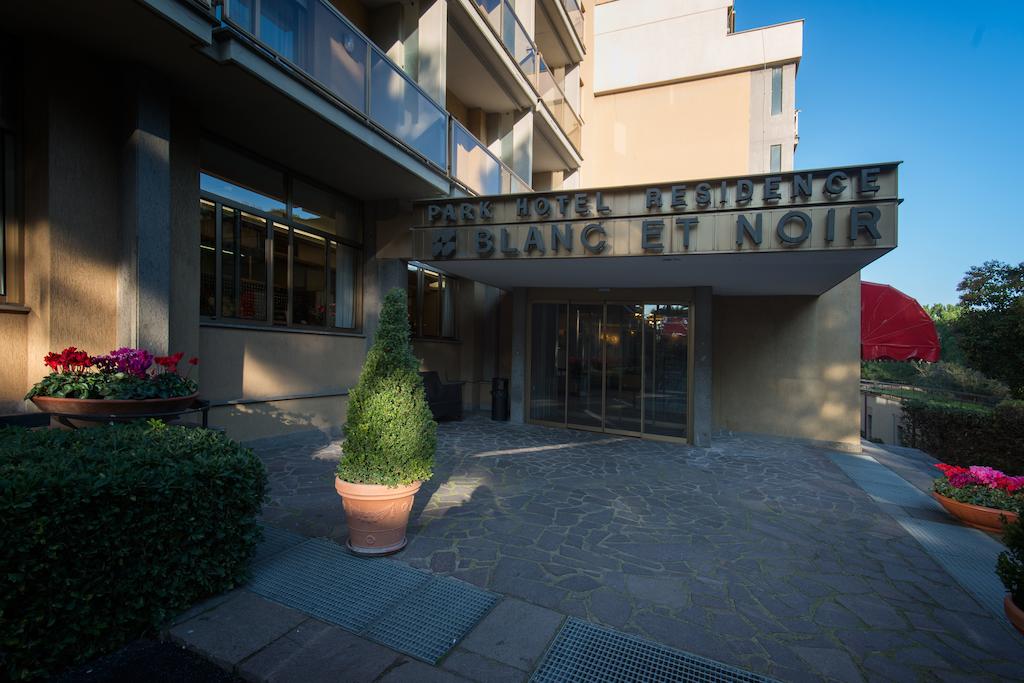 Фото Park Hotel Blanc Et Noir 3*