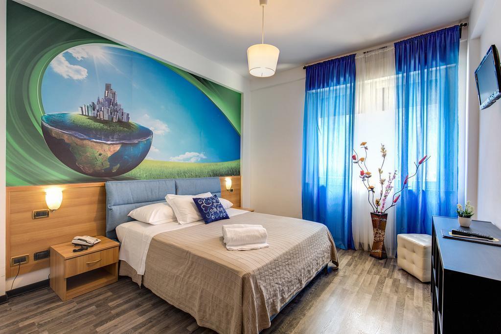 Готель Scheppers 3*