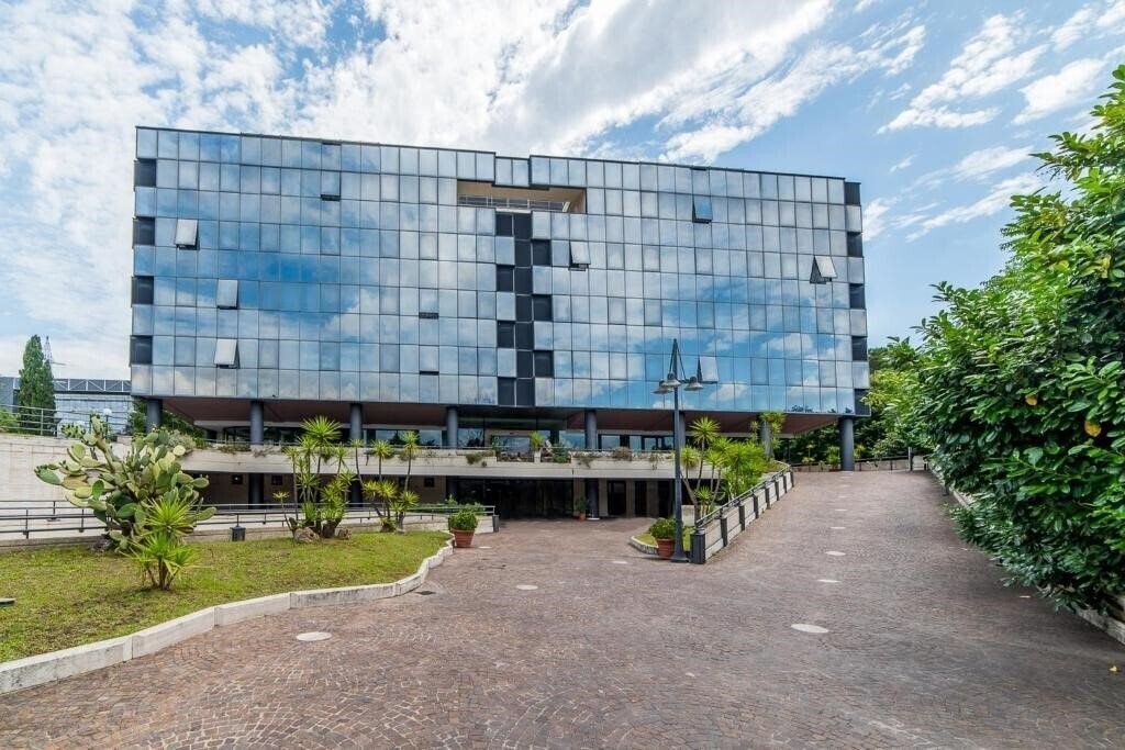 Отель Sotel Nomentana 3*