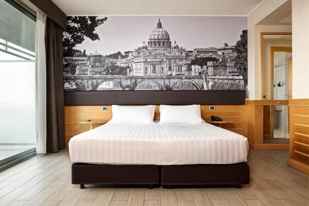 Отель Occidental Aran Park 4*