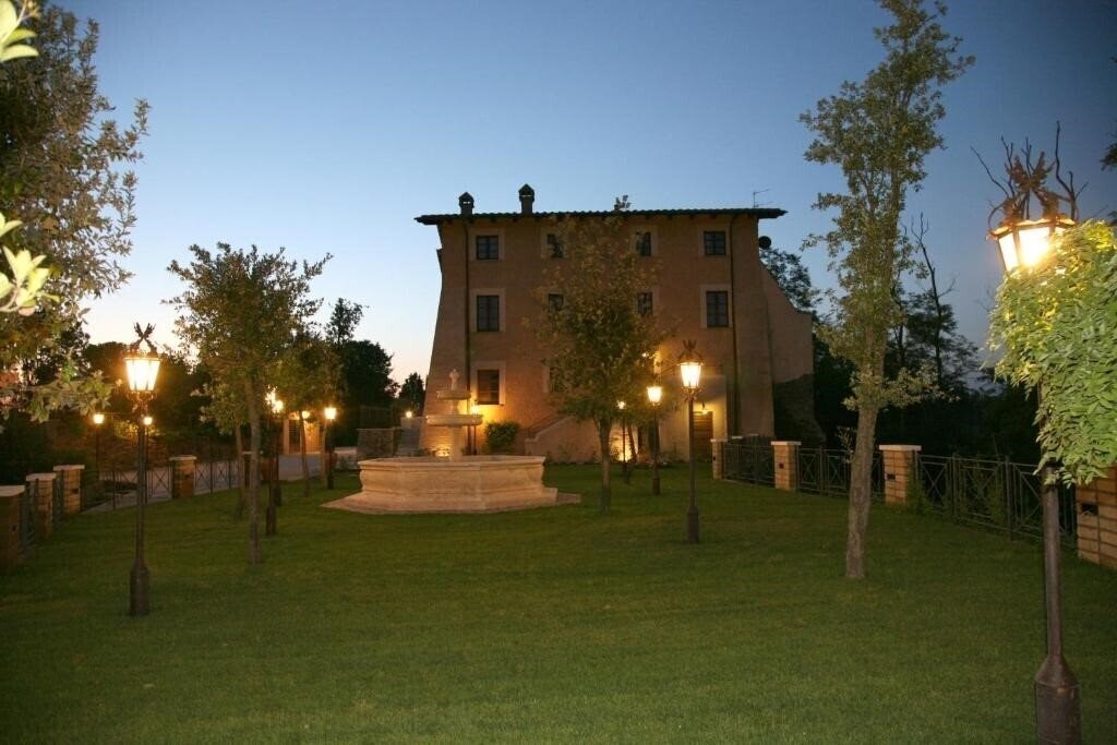 Готель Relais Castrum Boccea 4*