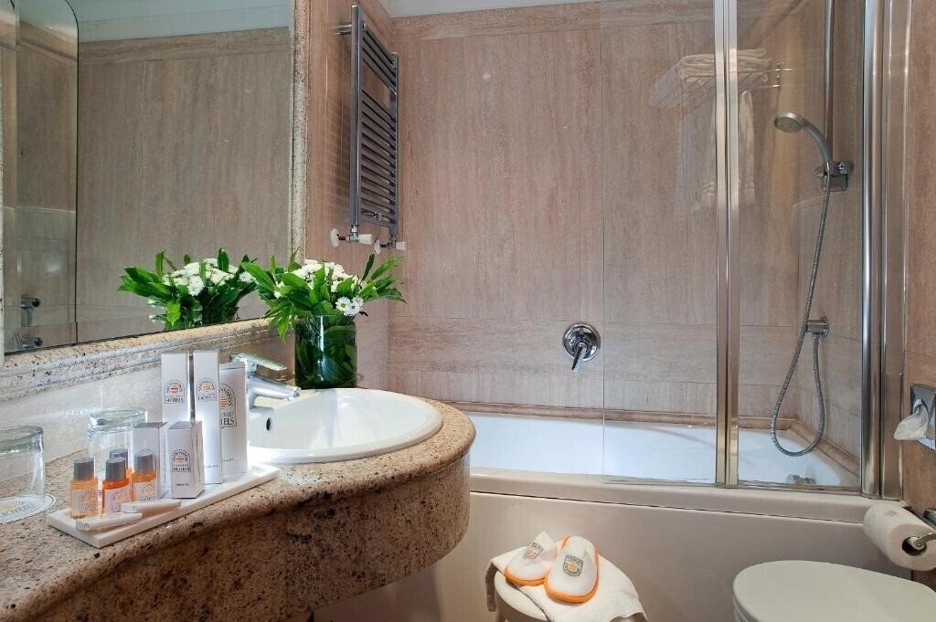 Изображение Pinewood Hotel Rome 4*