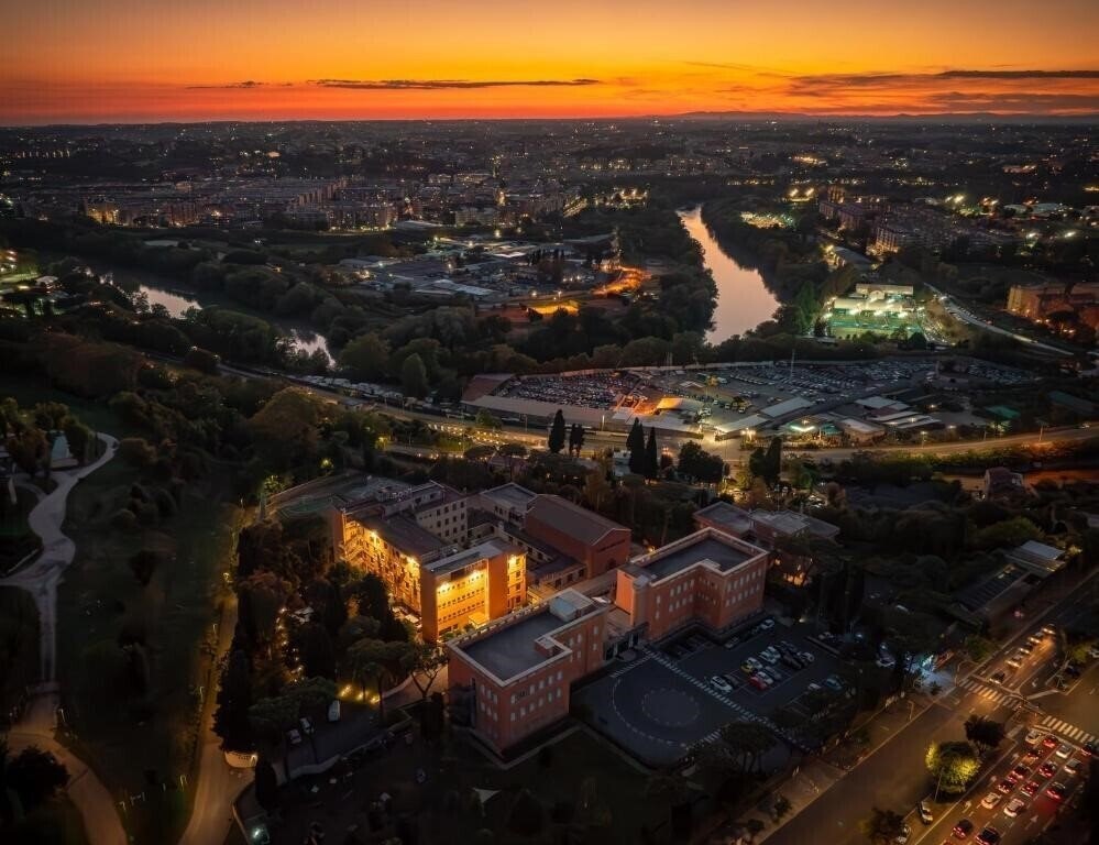 Отель Area Roma 4*