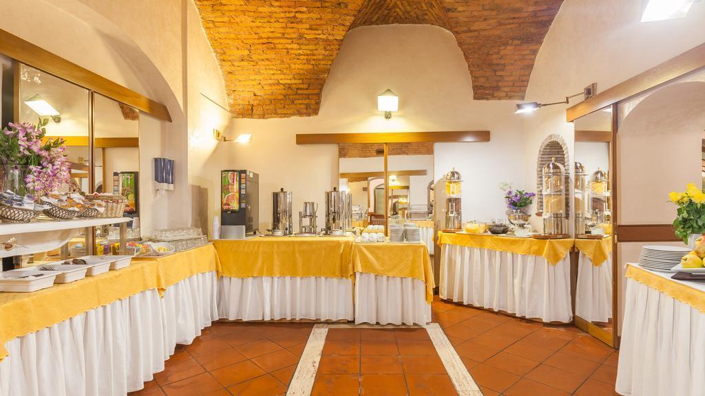 Картинка Galles Rome 3*