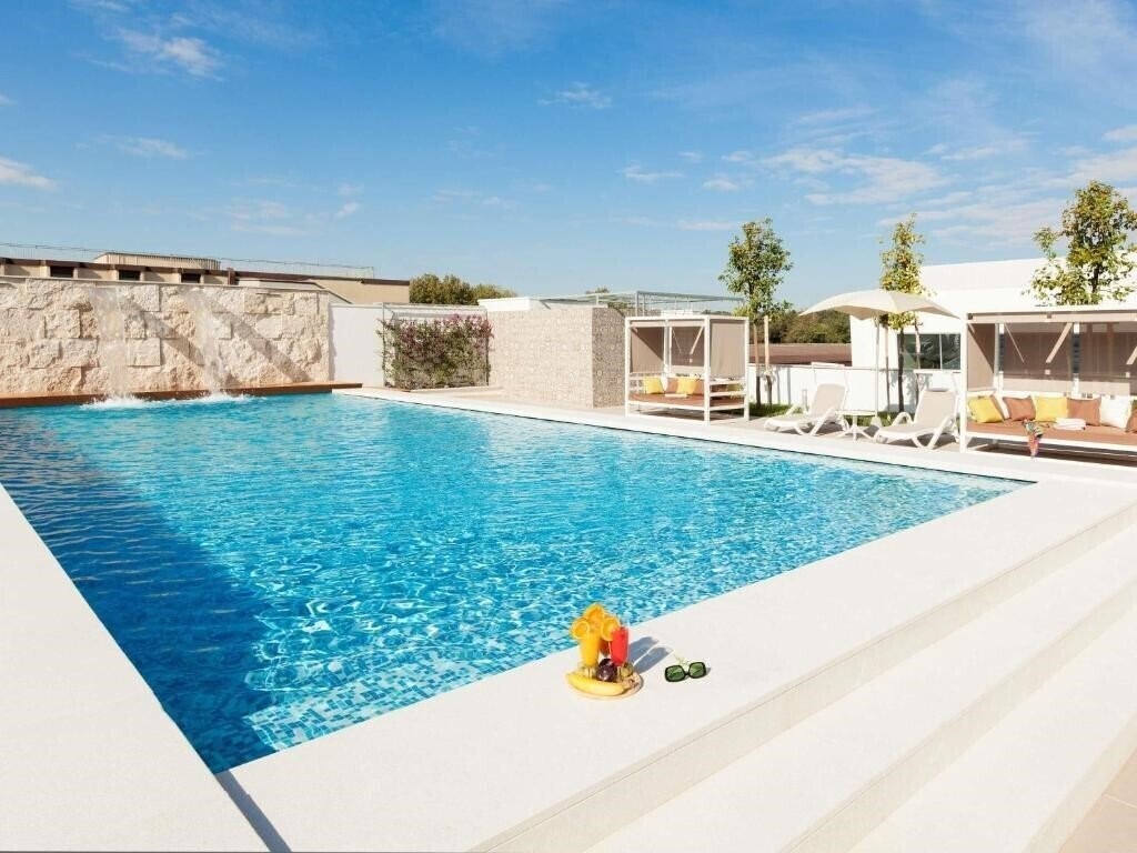 Готель Aparthotel Adagio Rome Vatican 4*