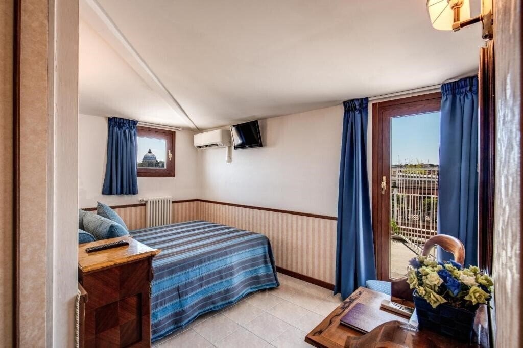 Фото Hotel Pacific 3*