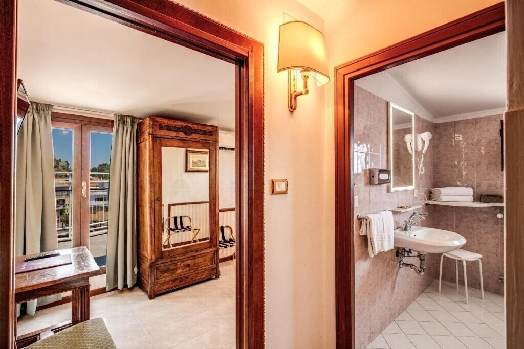 Фотография Hotel Pacific 3*