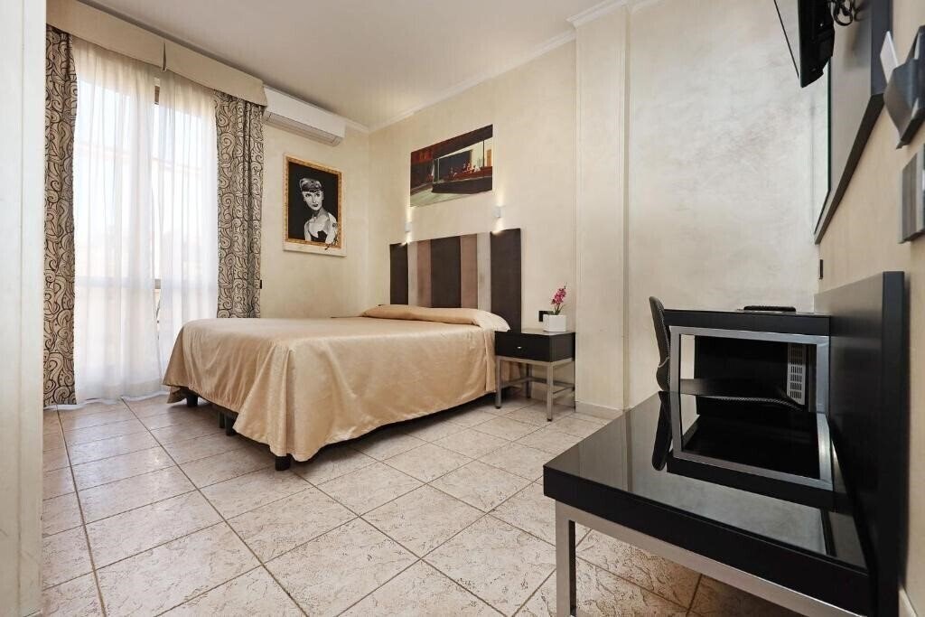 Картинка Hotel Rimini 3*