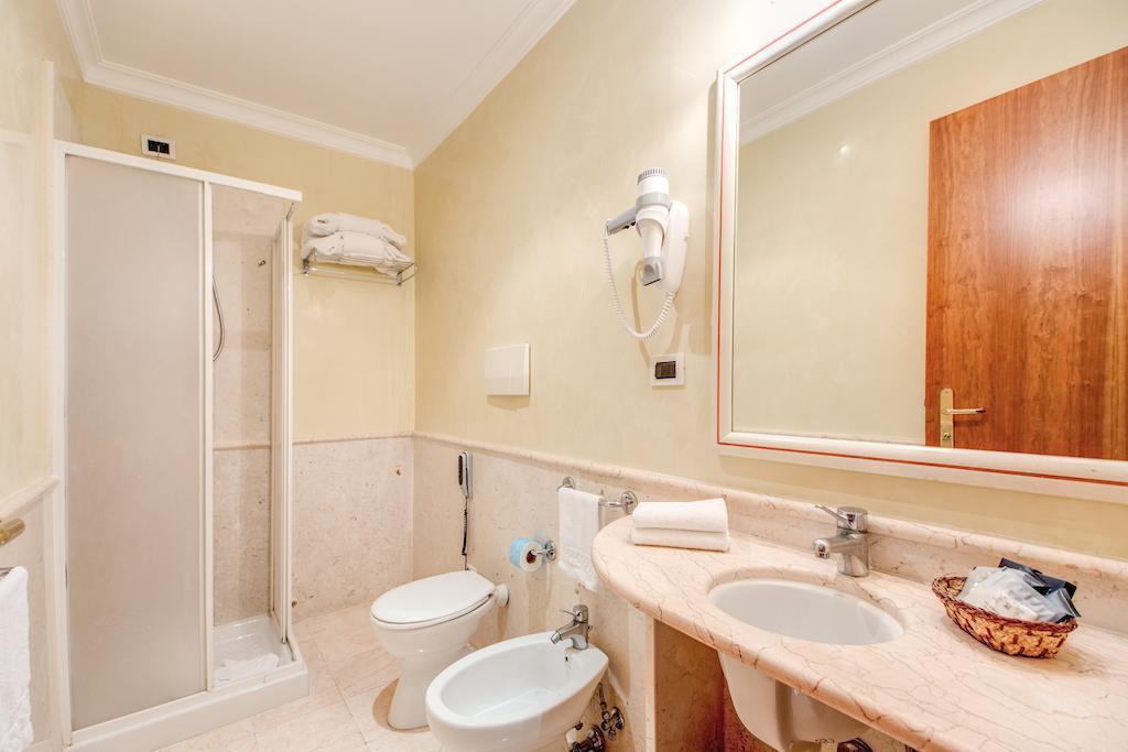 Картинка Invictus 3*