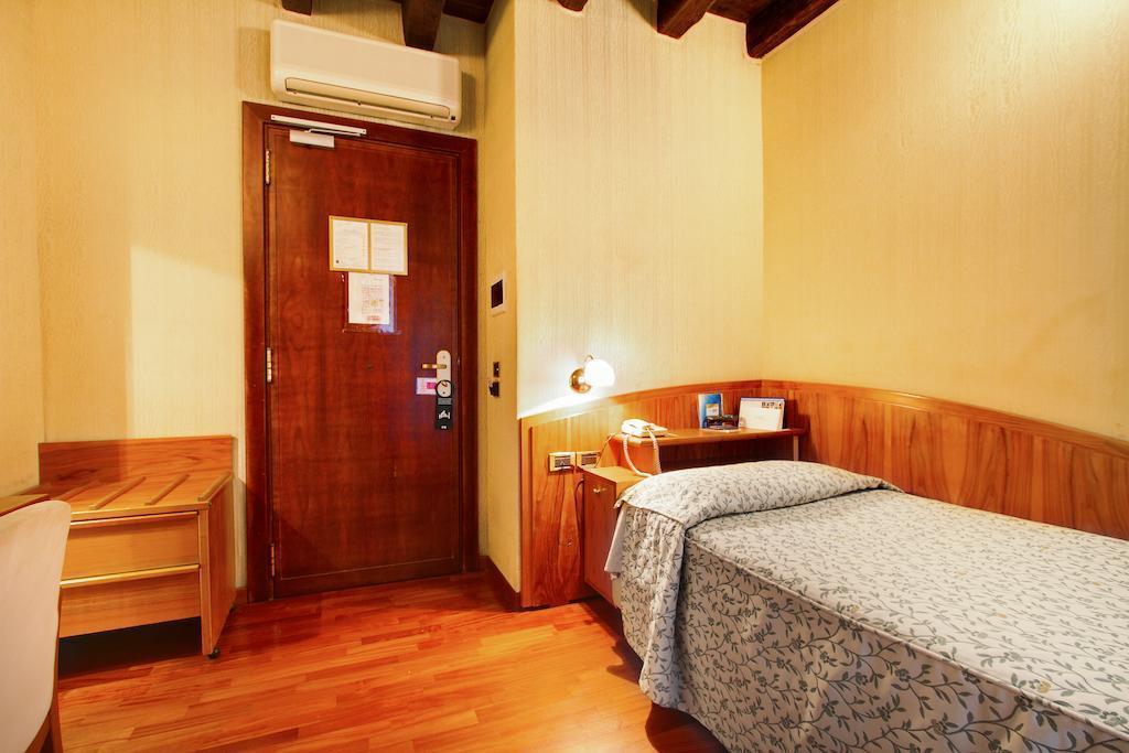 Картинка Corot 3*