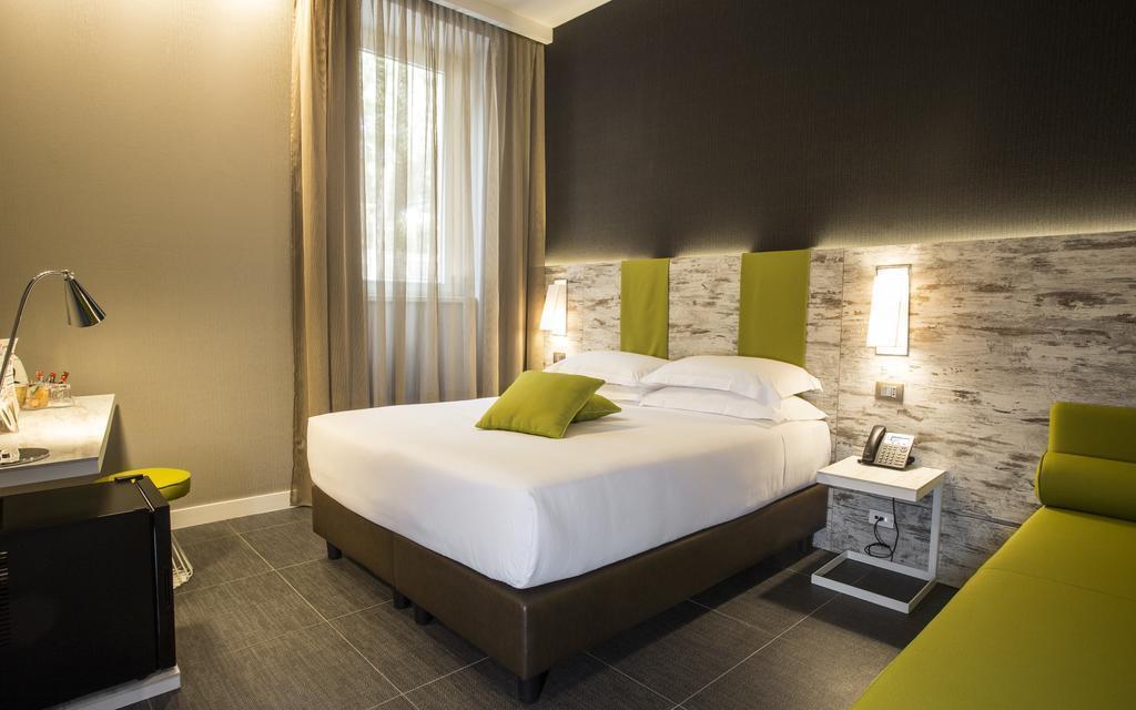 Готель Smooth Hotel Rome Termini 3*