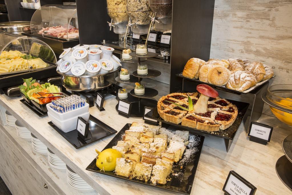 Фотографія Smooth Hotel Rome Termini 3*