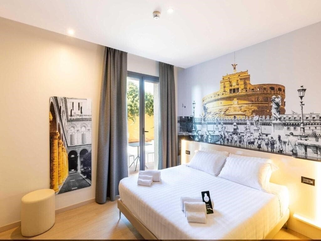 Фото Holiday Inn Express Rome San Giovanni 3*