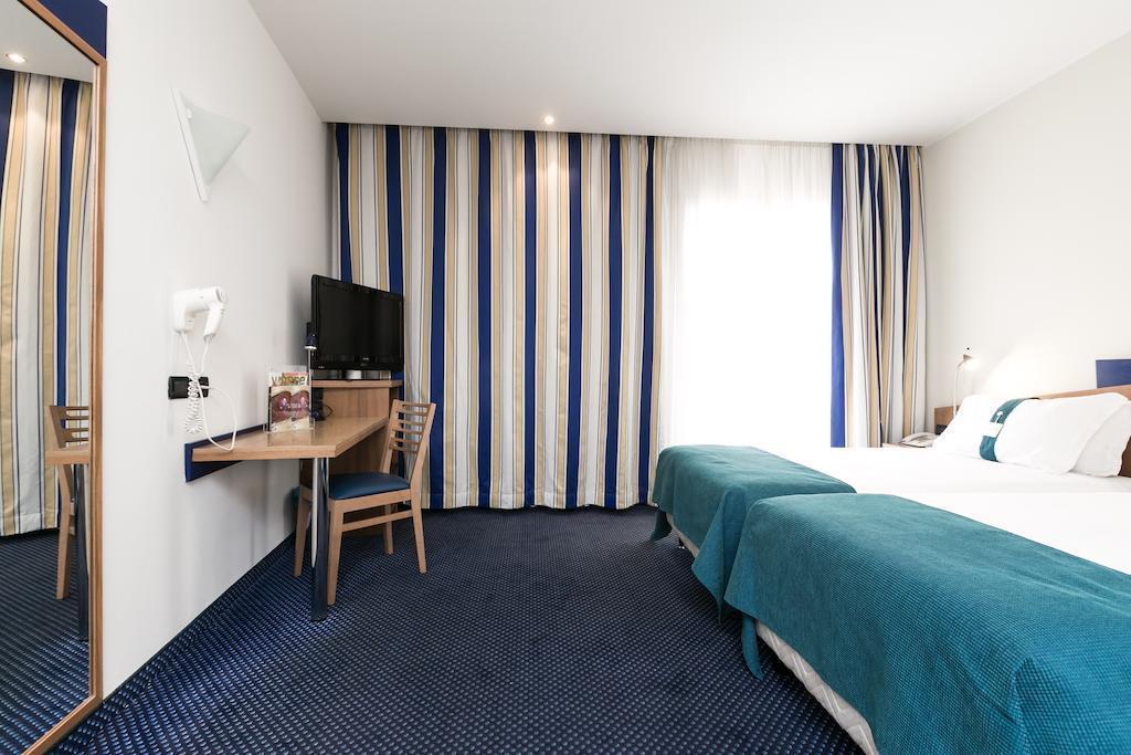 Изображение Holiday Inn Express Rome San Giovanni 3*