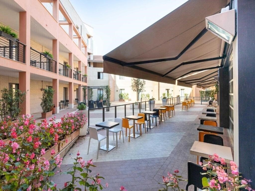 Изображение Holiday Inn Express Rome San Giovanni 3*