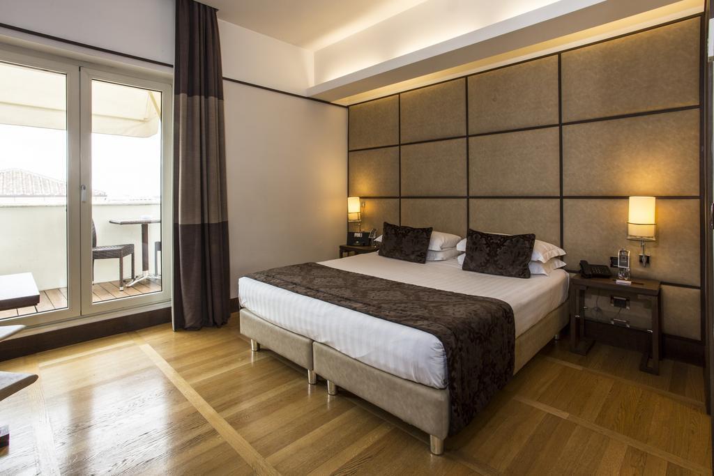 Зображення The Independent Hotel 4*