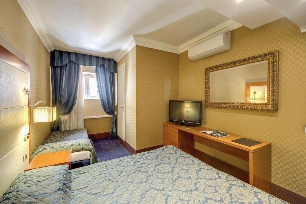 Картинка 939 Luxury Rooms Hotel 2*
