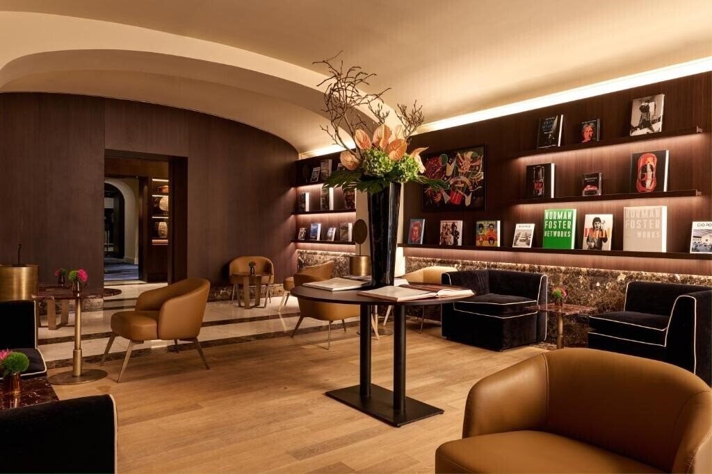 Фотография The First Hotel 5*