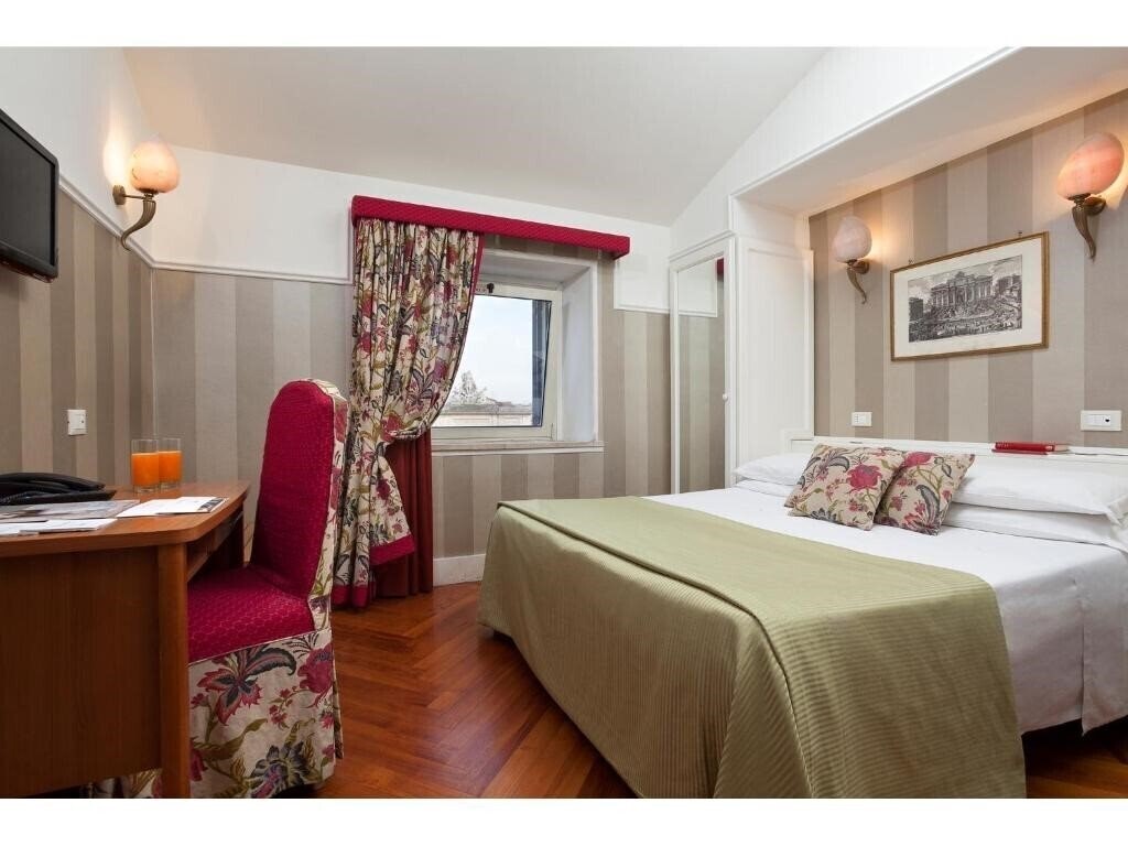 Отель Kennedy 3*