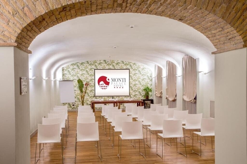Картинка Monti Palace Hotel 4*