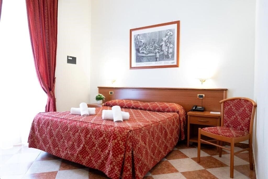 Фото Hotel Romantica 3*