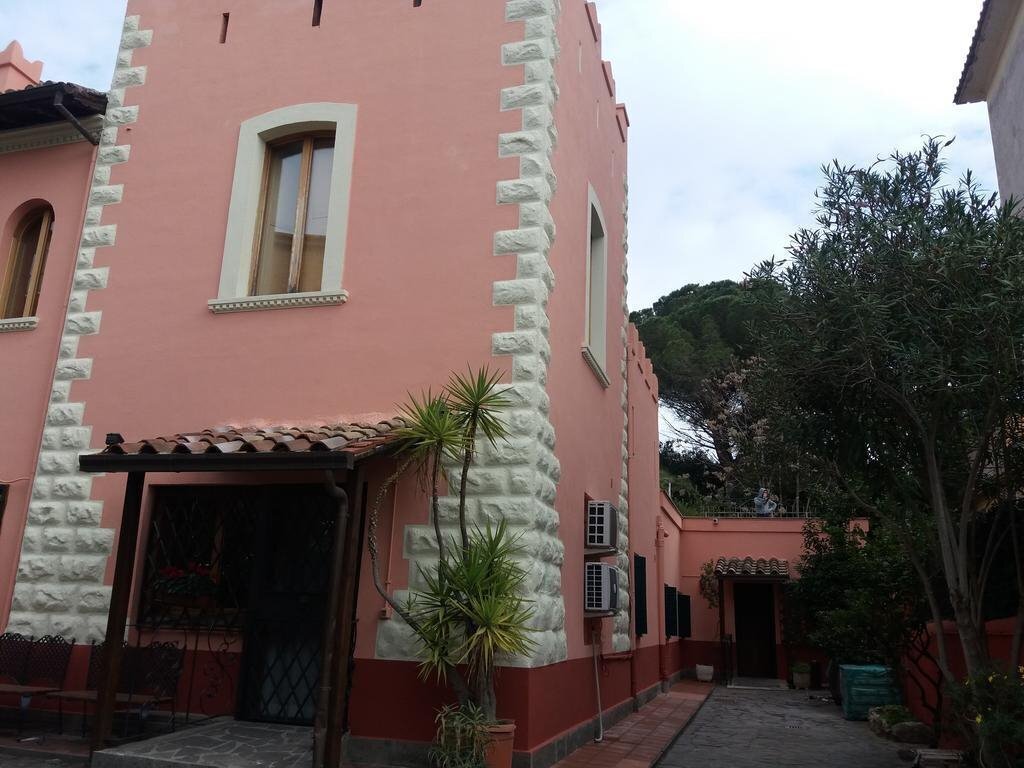 Готель Il Castelletto 2*