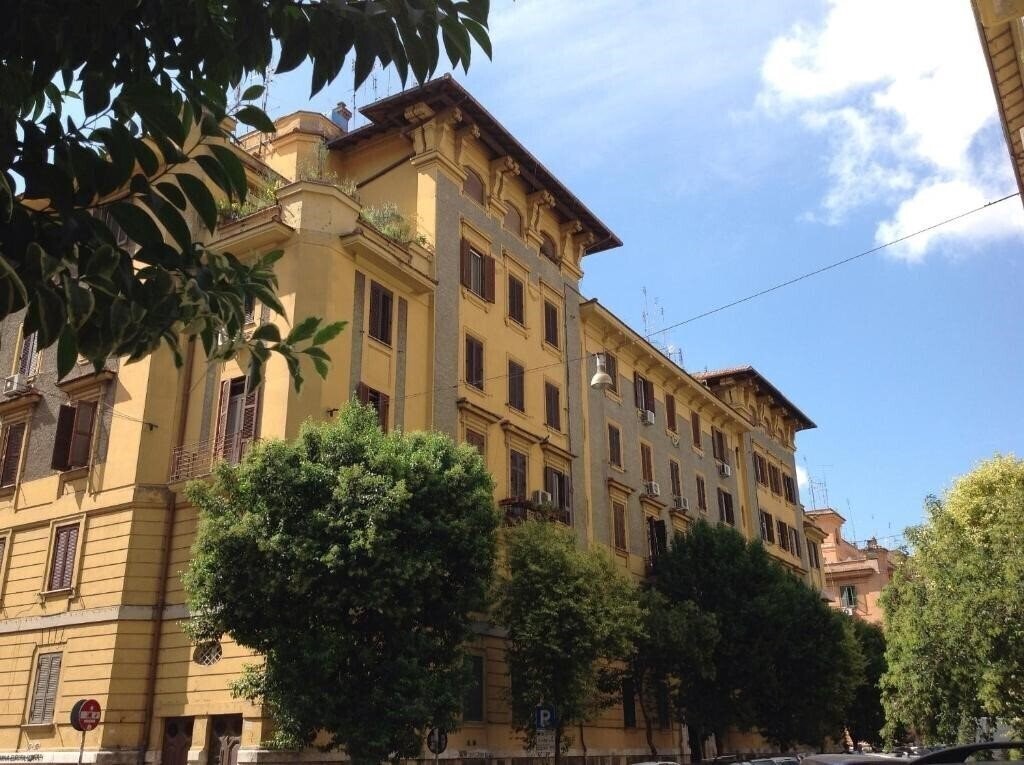 Отель Guest House Laocoonte 3*