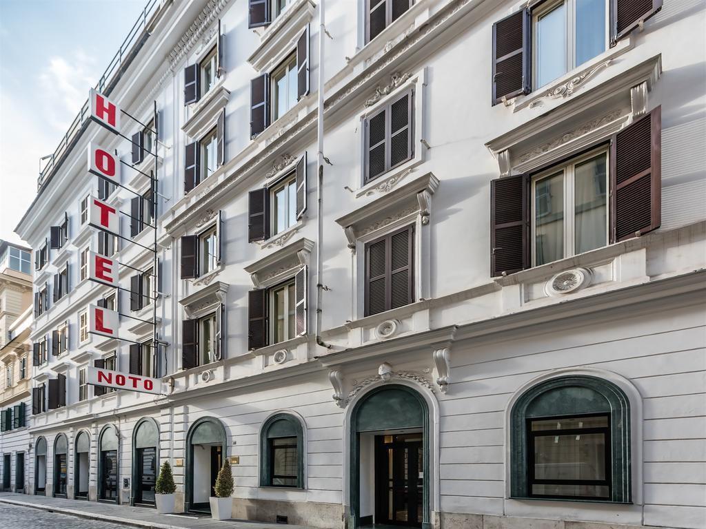 Готель Noto 3*