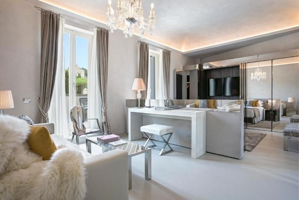 Готель Piranesi Hotel 4*