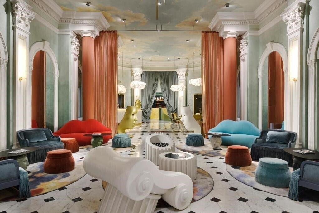 Отель Leon's Place 4*