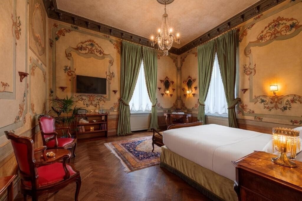 Изображение Hotel Locarno 5*