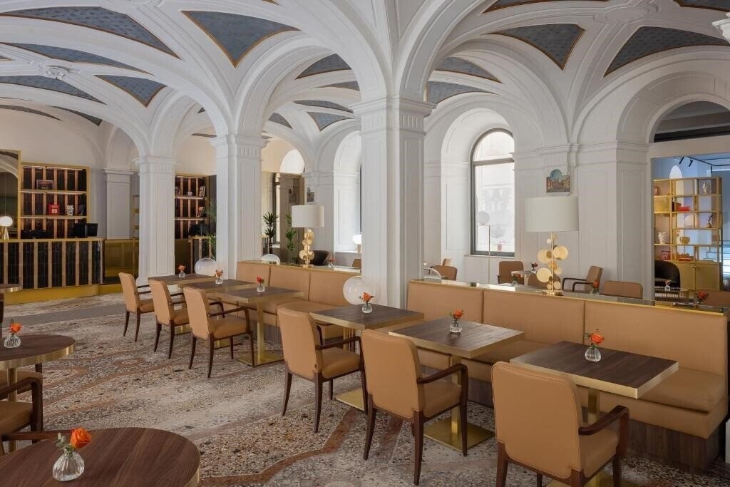 Изображение Maison Roma Piazza di Spagna UNA Esperienze 4*