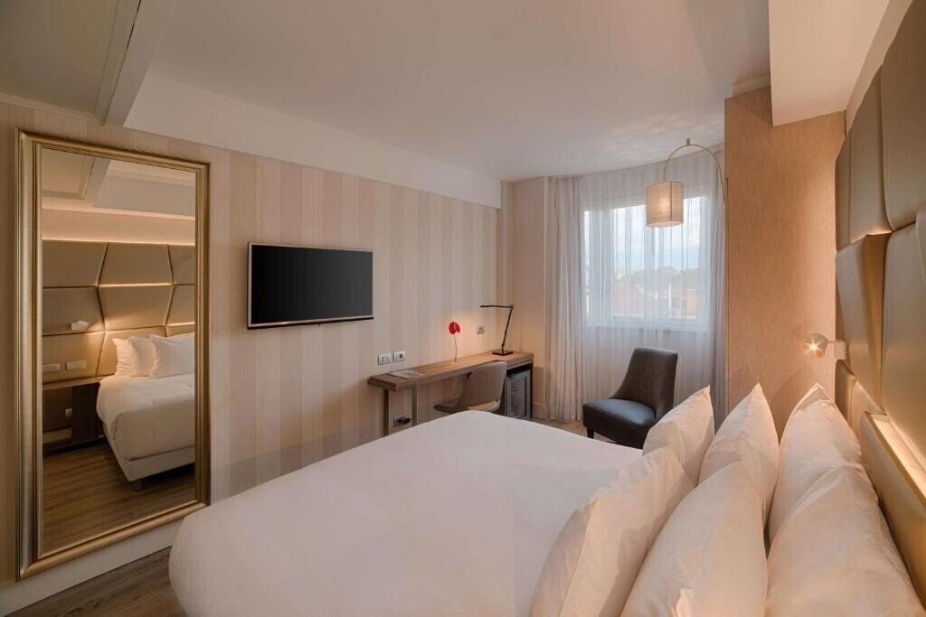 Картинка NH Collection Rome Centro 4*