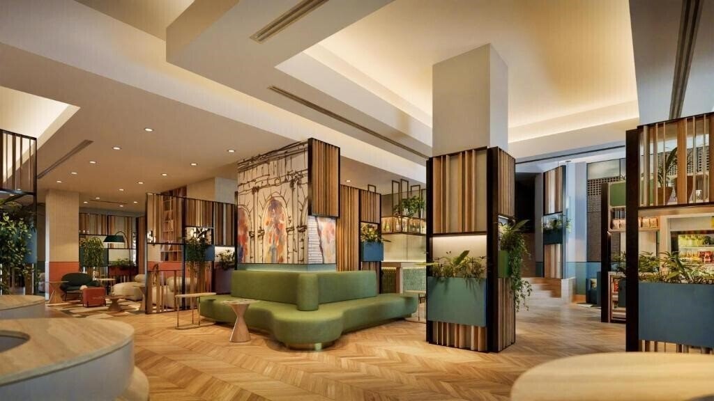 Готель Hilton Garden Inn Rome Colosseum 4*
