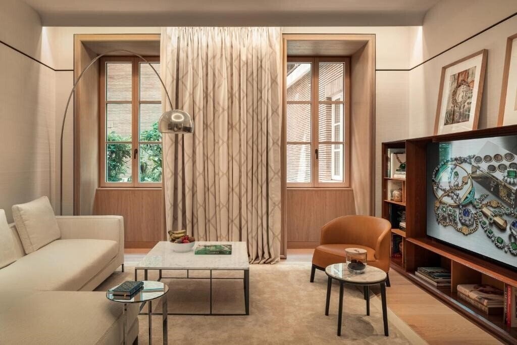 Изображение Bulgari Hotel Roma 5*
