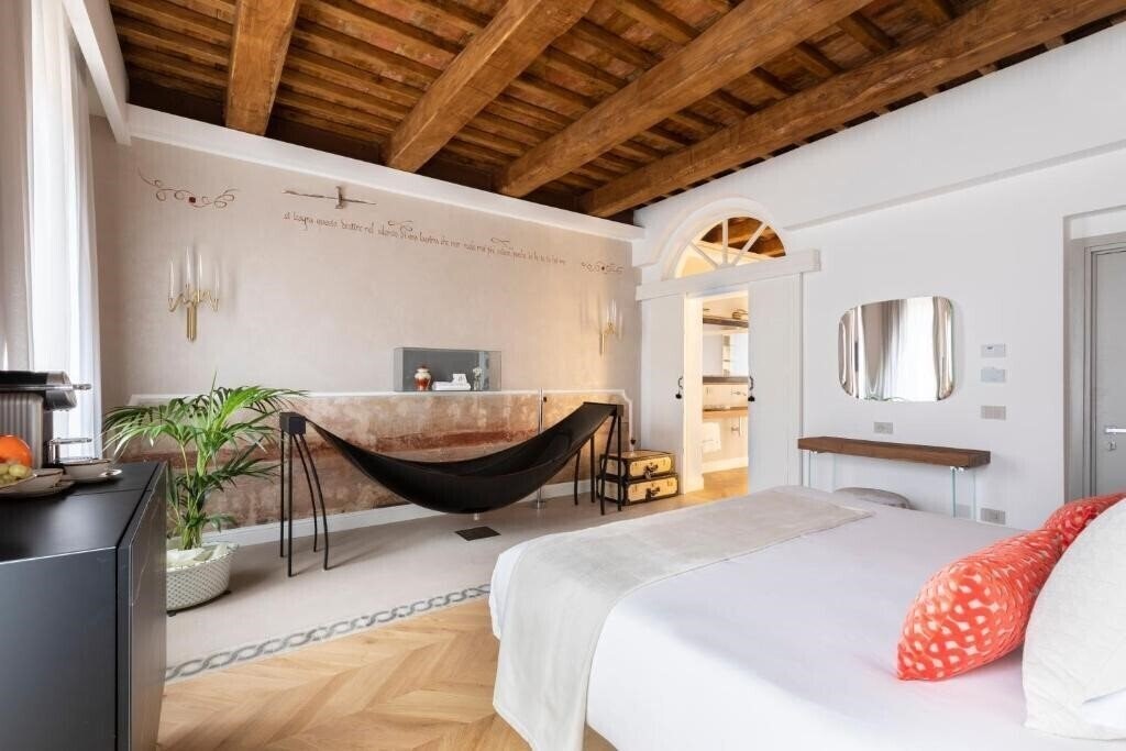 Фото Poesis Experience Hotel 4*