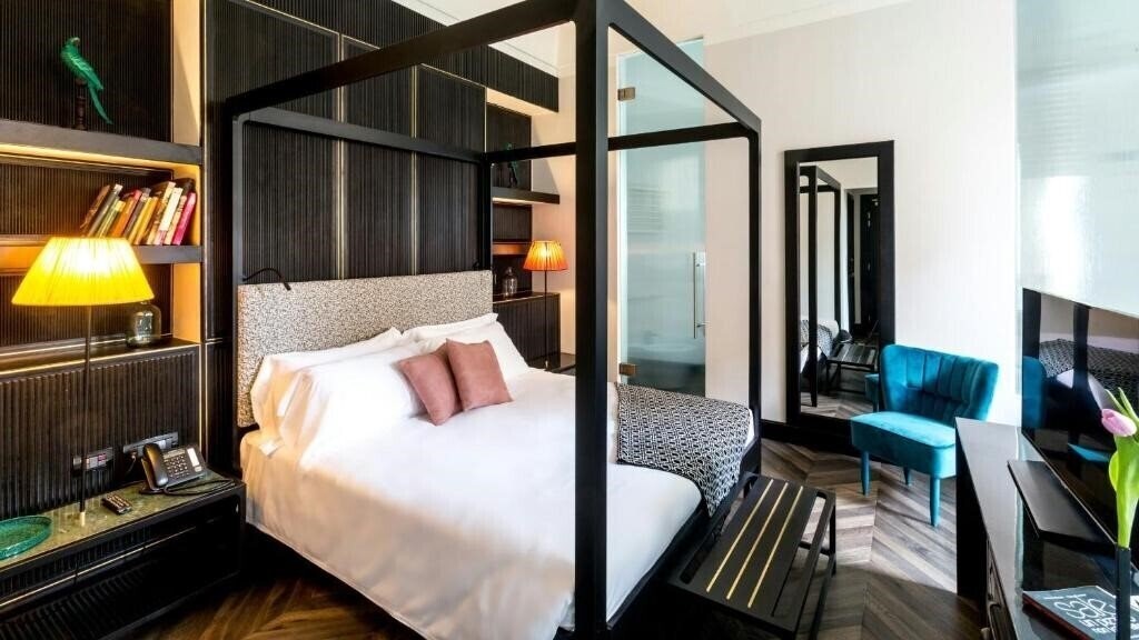 Фото The H'All Tailor Suite Roma 5*