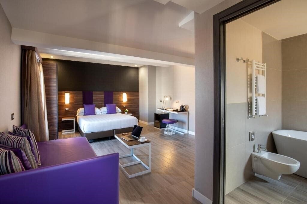 Фотография The Republic 4*