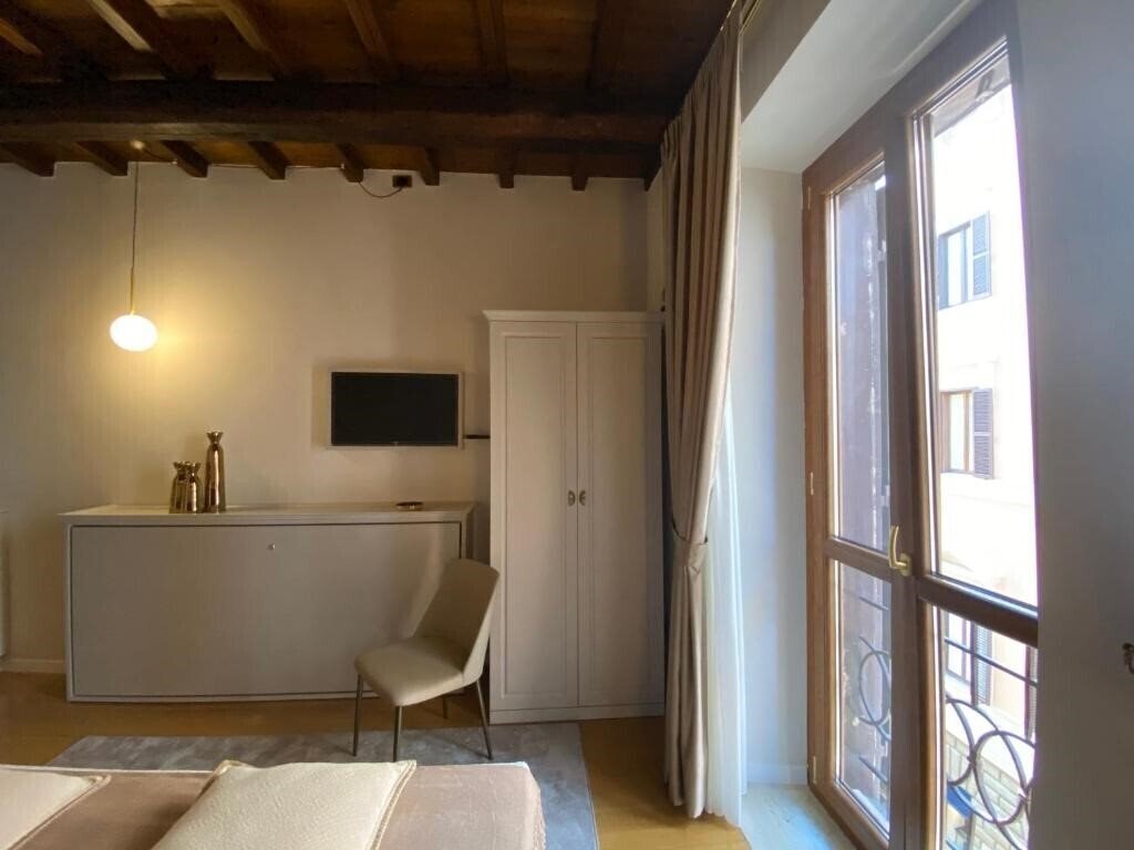 Фотографія Condotti Rooms (ex. Rhona'S Rooms) 5*