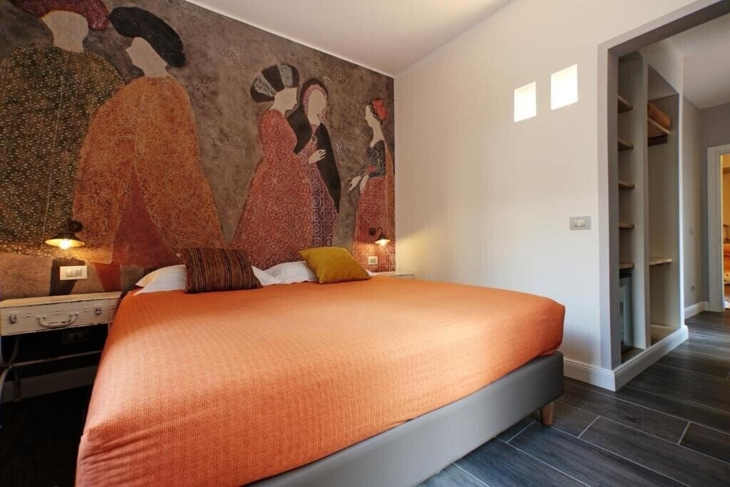 Картинка Trevi Contemporary Suite 5*