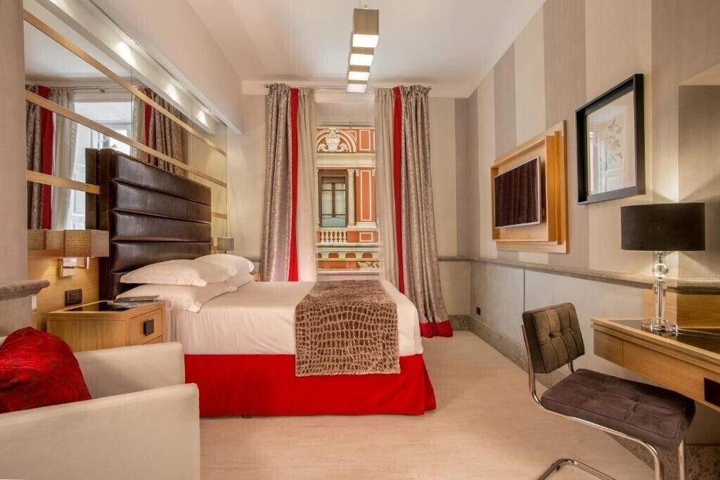 Фотография Royal Court 4*