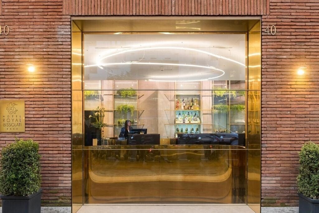 Отель Hotel Royal Bissolati 4*