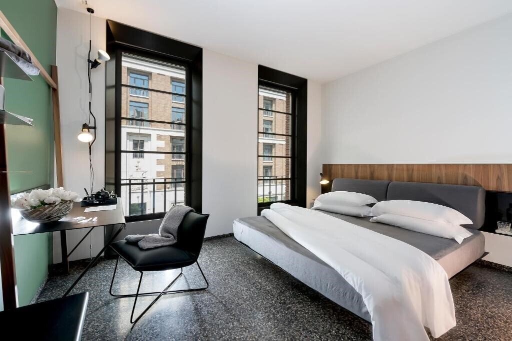 Фотографія Hotel Royal Bissolati 4*