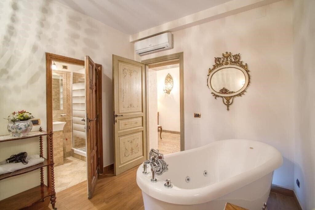 Фотографія Navona Gallery & Garden Suites 4*