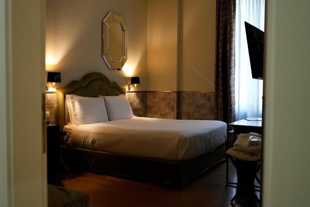 Отель The Talent Hotel 4*