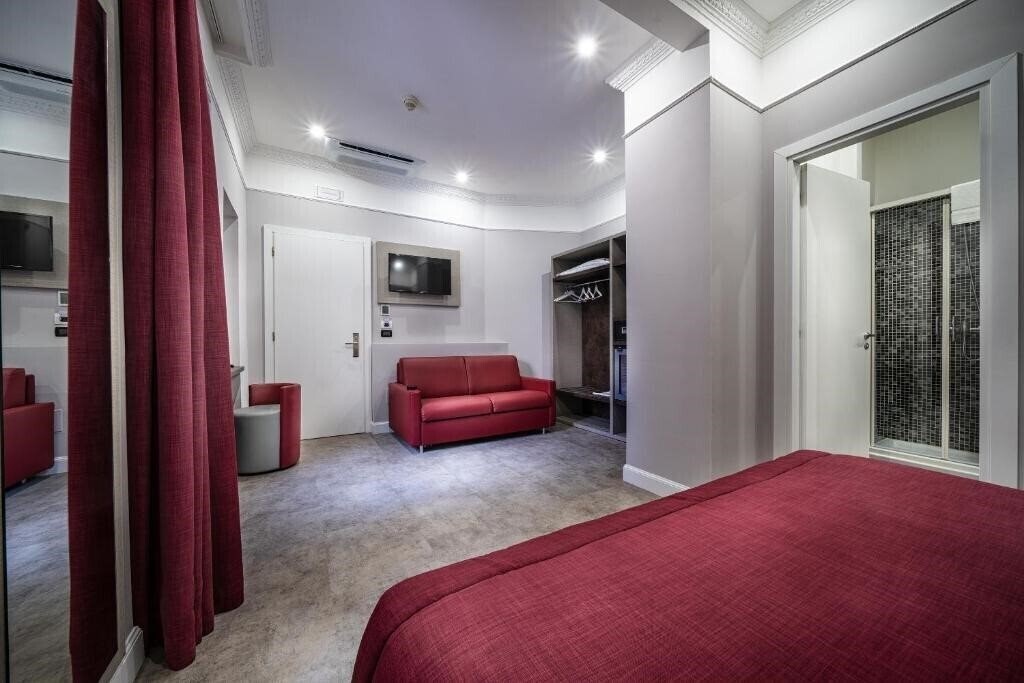 Картинка Varese Hotel 4*