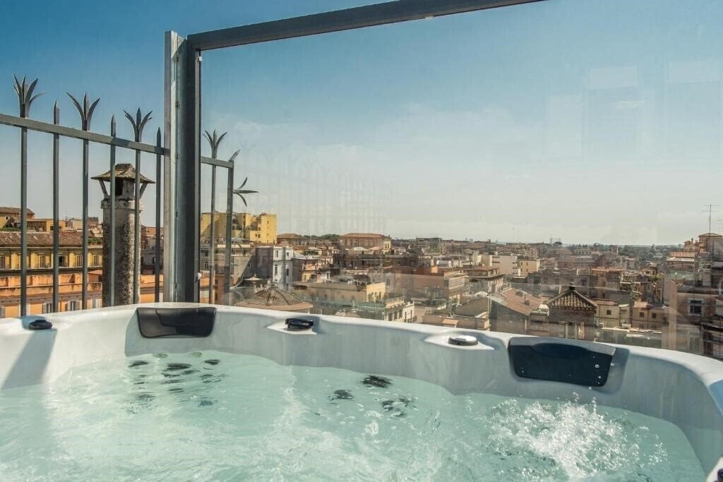 Зображення Hotel 77 Seventy-Seven 4*